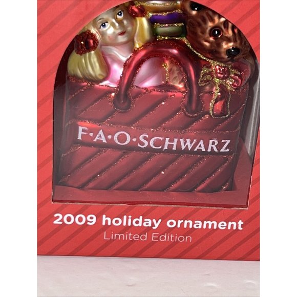 FAO Schwarz 2009 Holiday Ornament Ltd Edition Blown Glass Teddy Doll Present A17 - Picture 5 of 13